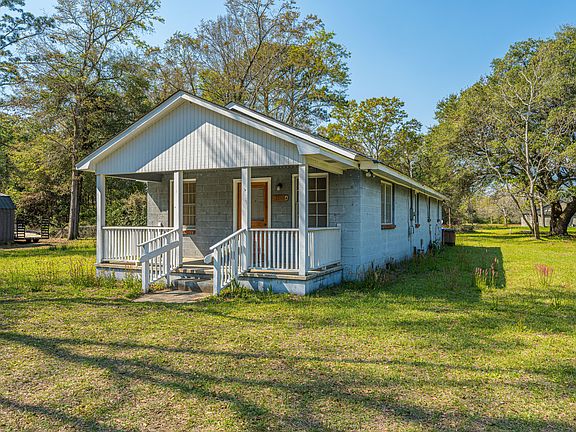 2nd image of 1120 Fort Johnson Rd #A