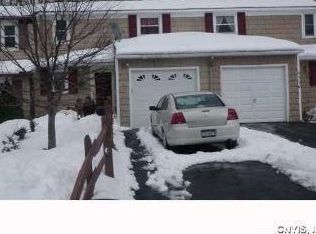 5541 Trastevere Rd, Clay, NY 13041