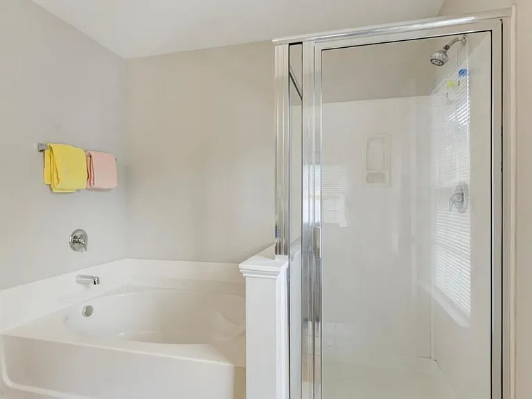 1100 Saint Pauls Parrish Ln — Photo 19