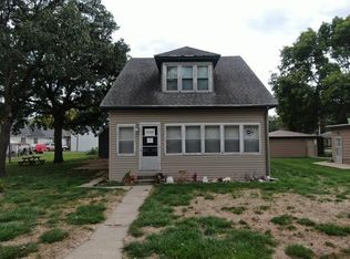 306 3rd St, Sergeant Bluff, IA 51054