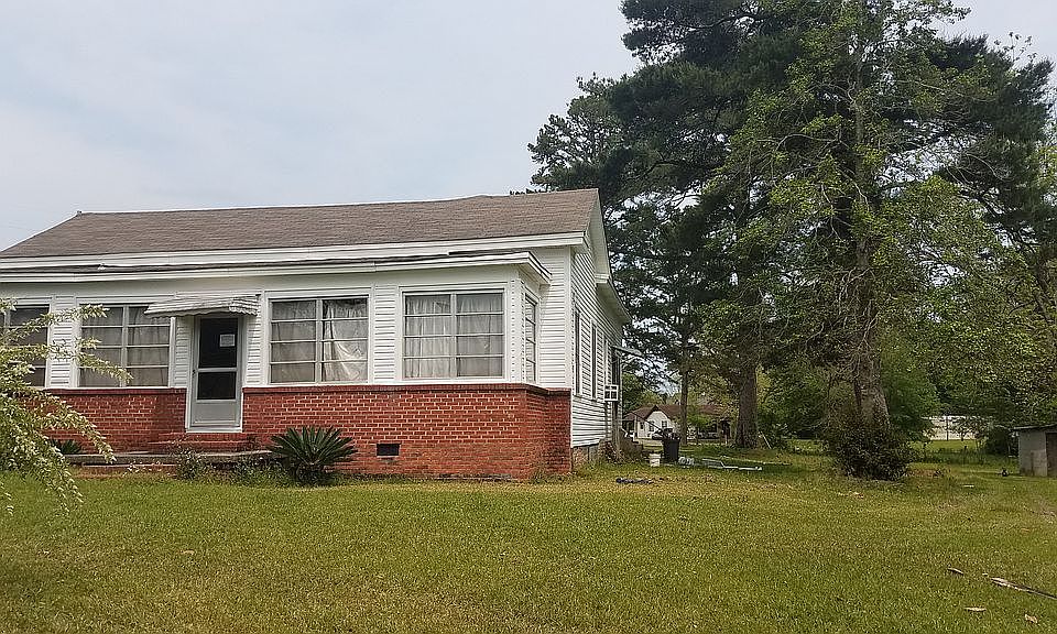 604 Mill St, Ellisville, MS 39437 Zillow