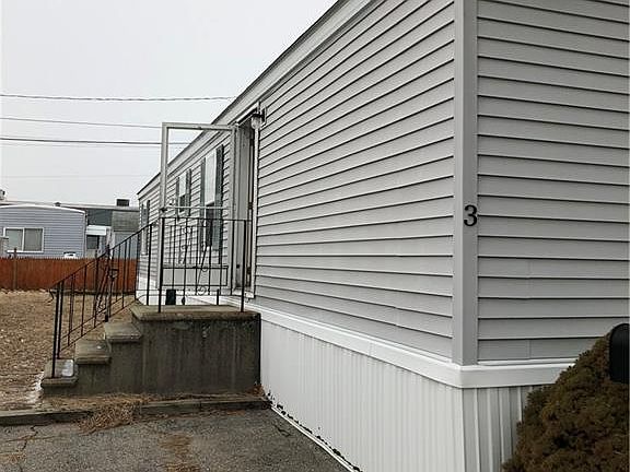 5th image of 3 East Dr