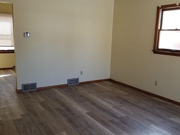 5th image of 11809 W Diane Dr