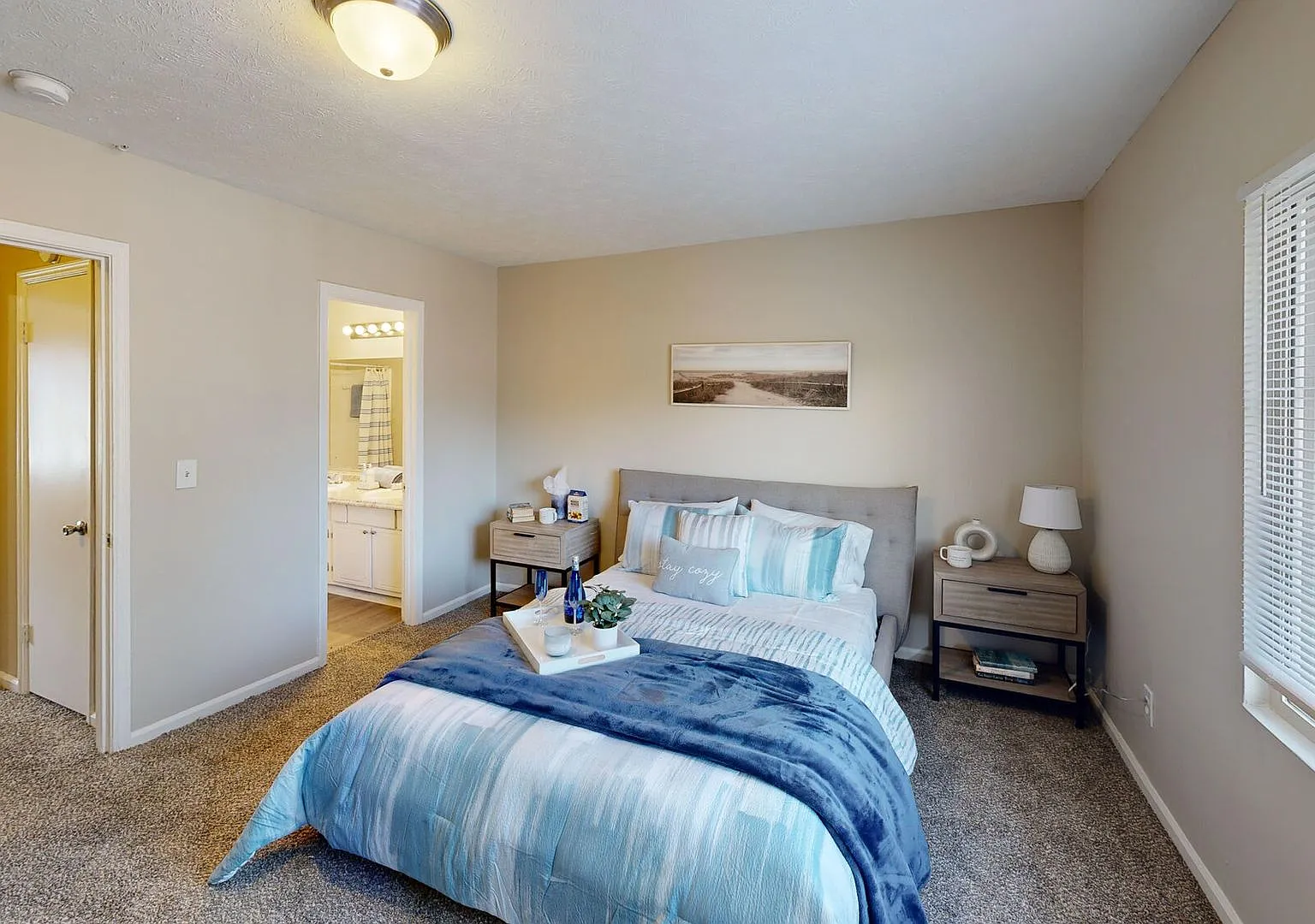 Lake Vista Apartments — Photo 2