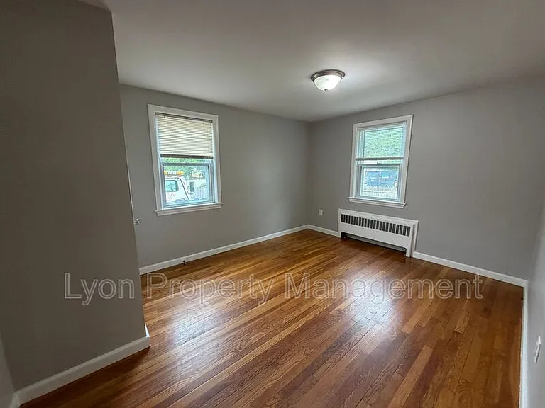 39 Alpena Ave — Photo 6