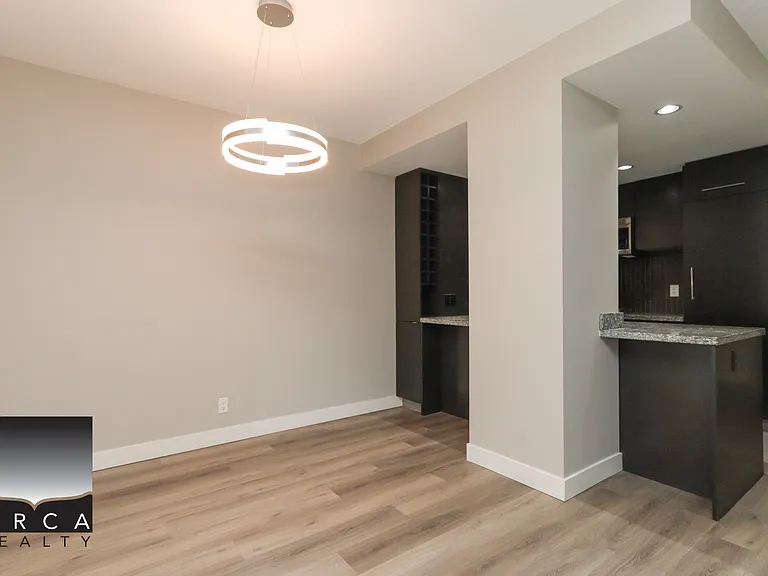 509 Homer St #509 — Photo 10