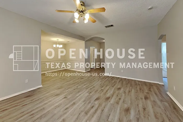 625 Creekview Dr — Photo 4