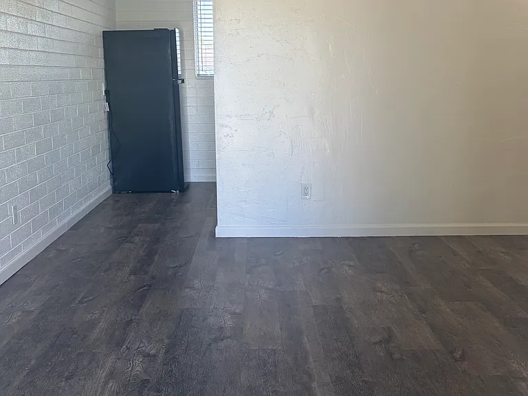 4901 E Willetta St #2 — Photo 3