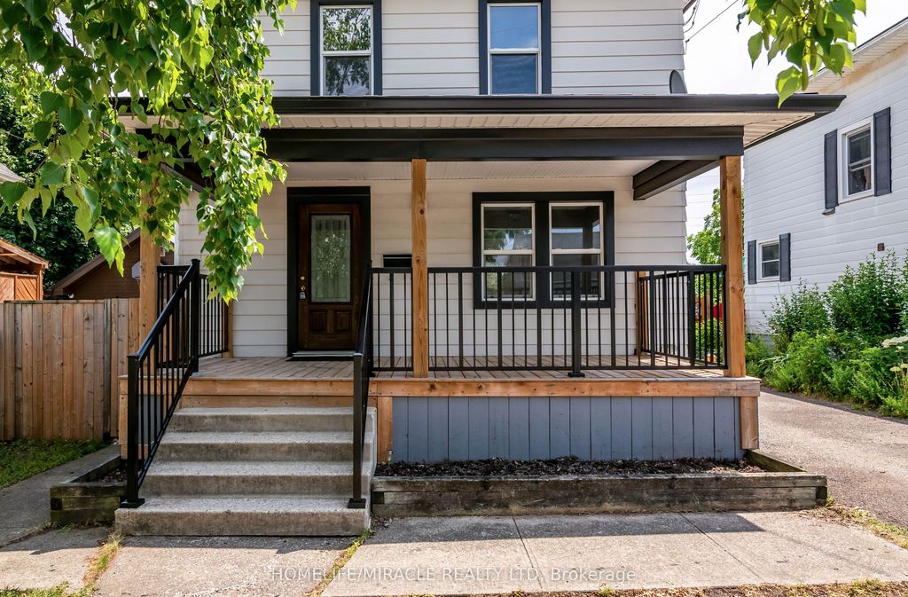 4428 Homewood Ave, Niagara Falls, ON - View 3
