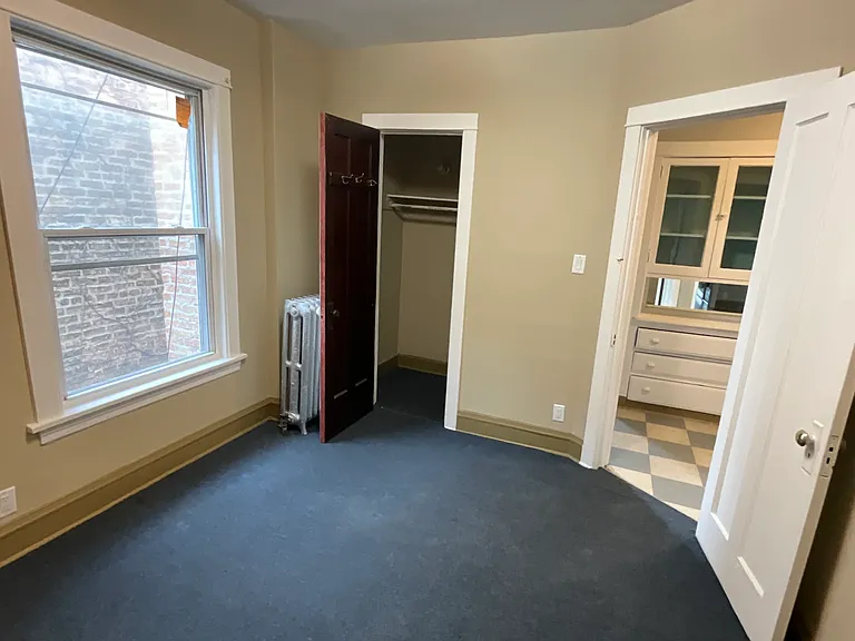 4733 N Troy St — Photo 2
