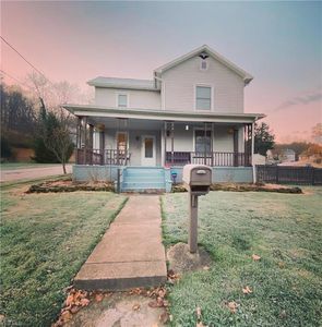 273 Wood St, East Palestine, OH, 44413