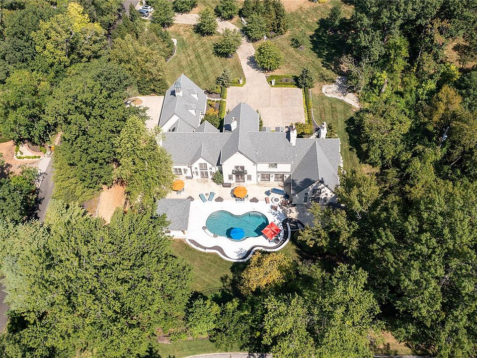 16 Ladue Ln, Saint Louis, MO 63124 Zillow