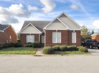 3033 Pointe Dr, Florence, SC 29501