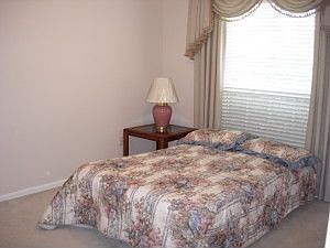 5th image of 5385 Oxford Crest Dr