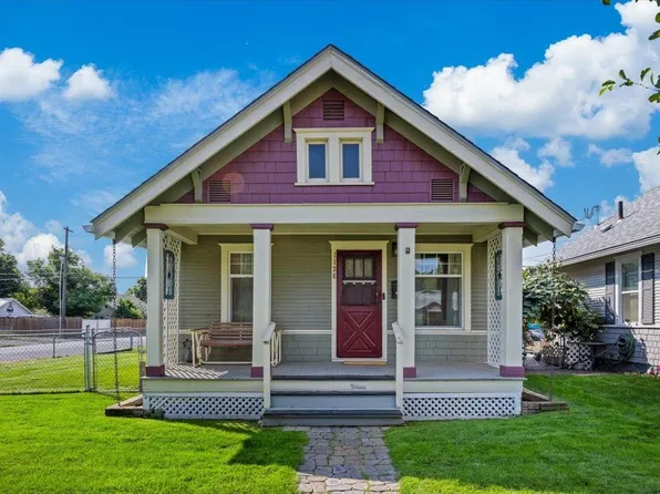 1128 E Sanson Ave, Spokane, WA 99207