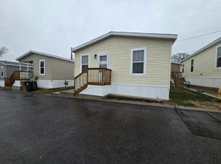 198 Blue Jay Ln #198, Madison, WI 53704