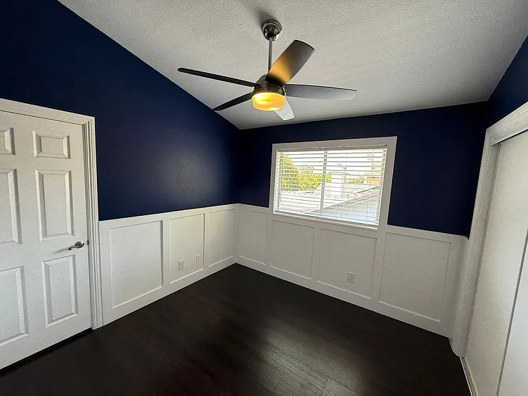 430 Carnation Pl — Photo 23