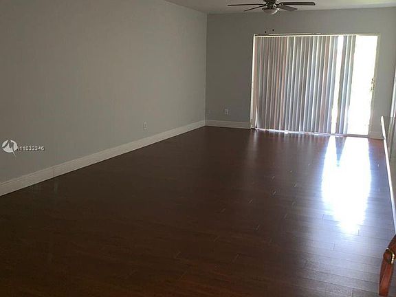 4th image of 10045 NW 46th St APT 205-2