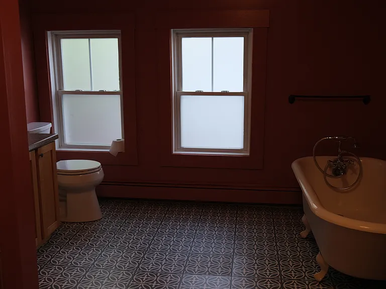 430 Main St #A — Photo 11