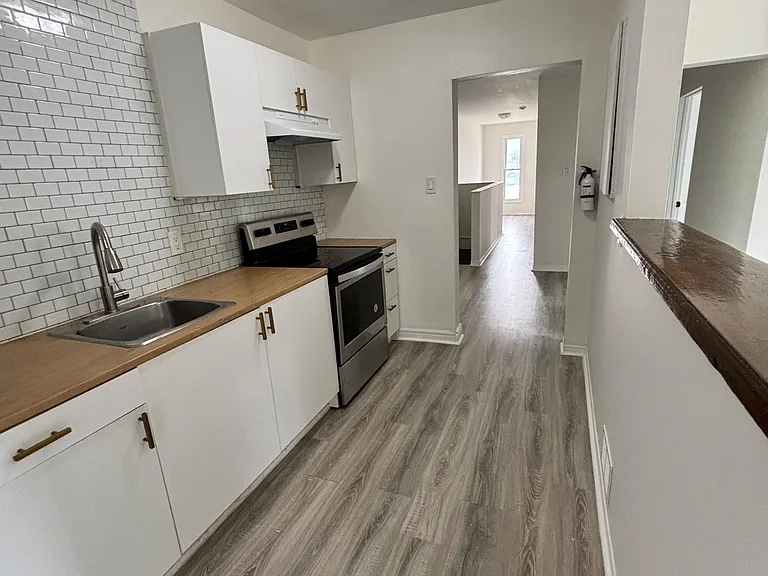 46 Tiffin St — Photo 7