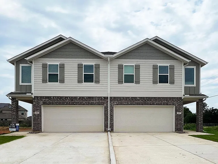 Hampton Villas — Photo 32
