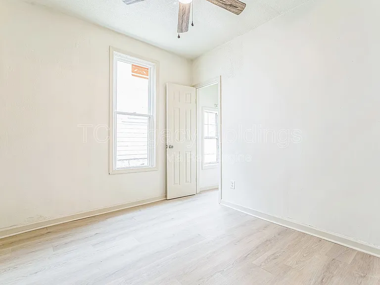 419 Walnut Ave — Photo 7