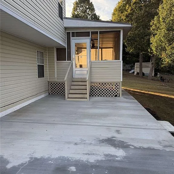 228 Solomon Dr — Photo 18