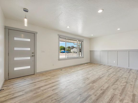 5th image of 2216 Cari Cir