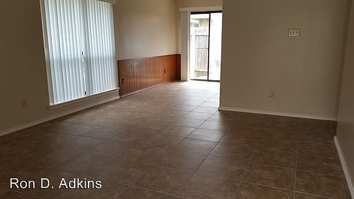 3rd image of 1504 Bluebird Ave