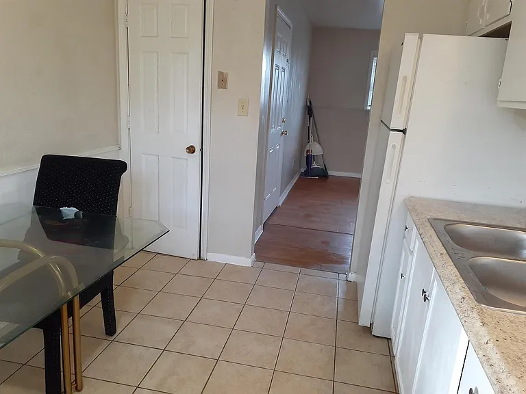 5601 E 139th Ter #D — Photo 19