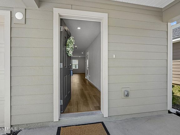 5th image of 3460 MILDRED Way