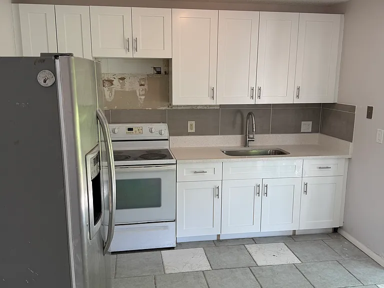 2143 Laura Ln #47A — Photo 3