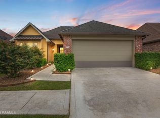 230 Rosemary Pl, Lafayette, LA 70508