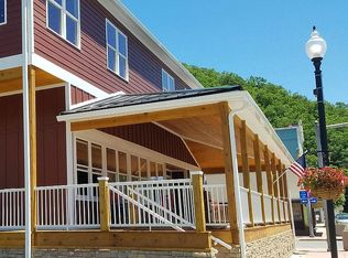 221 8th St, Marlinton, WV 24954