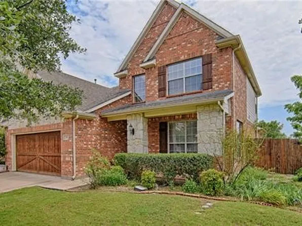 335 Gotland Dr, Grand Prairie, TX 75052