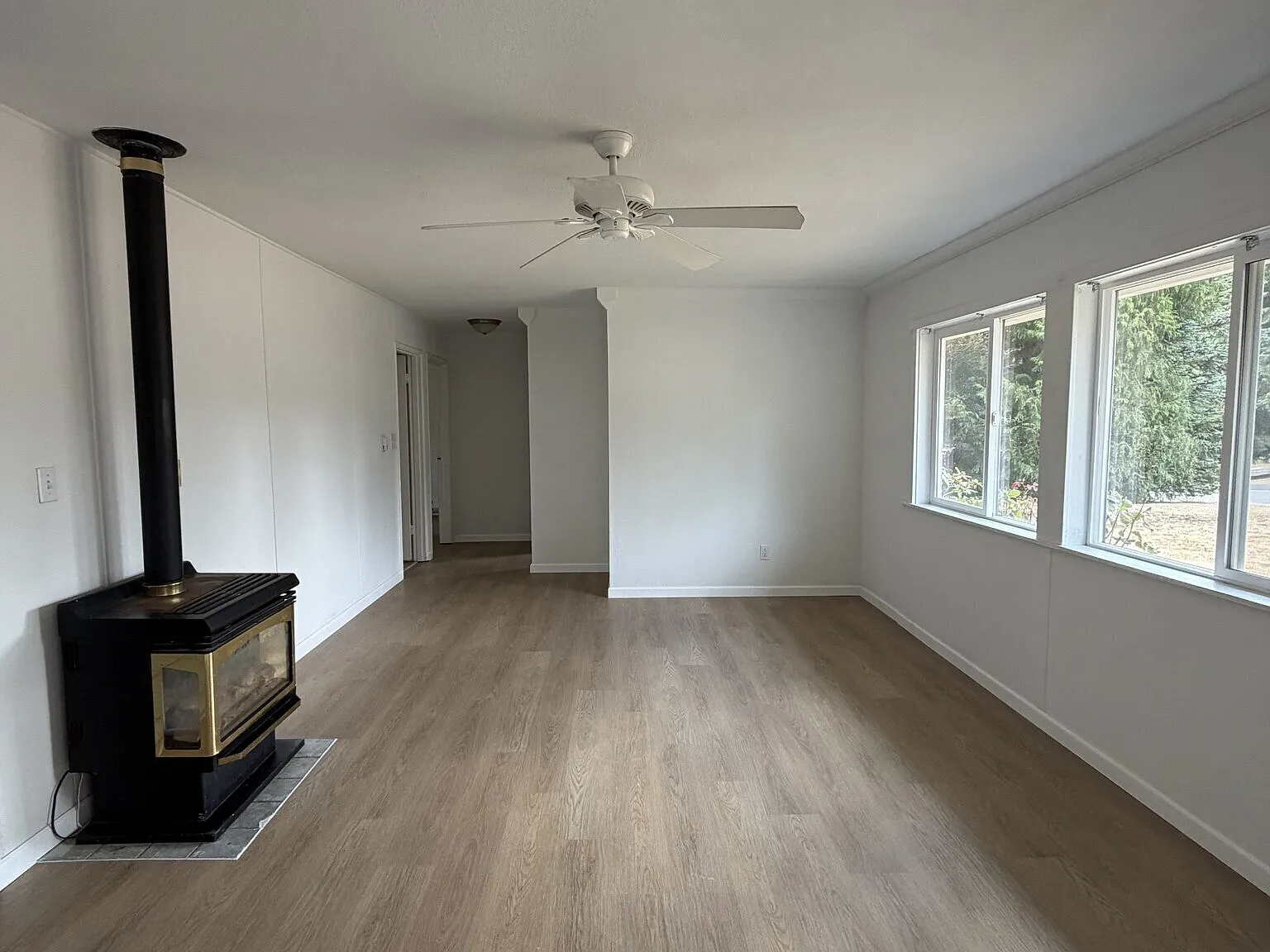 3 bed, 1146 sqft, $3,200 — Photo 3