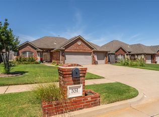 551 W Chickasaw Court Way, Mustang, OK 73064