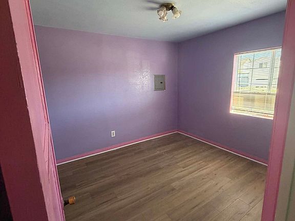 5th image of 161-163 E C St #1