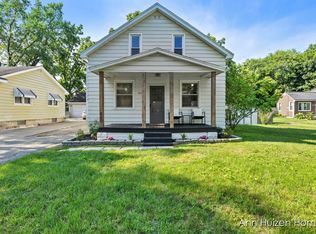 860 Jones St NW, Grand Rapids, MI 49544