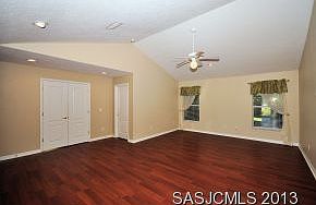 4th image of 988 Deer Chase Dr