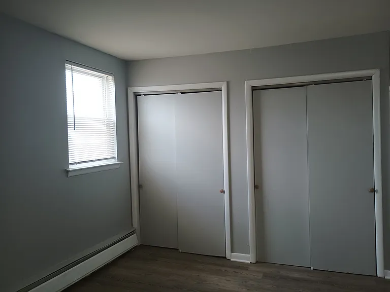 Emerson Apartments — Photo 6