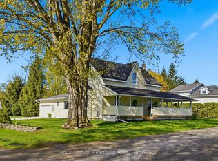 16 King St, Huron East, ON N0G1H0