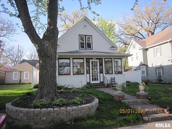 2nd image of 1593 34th Ave