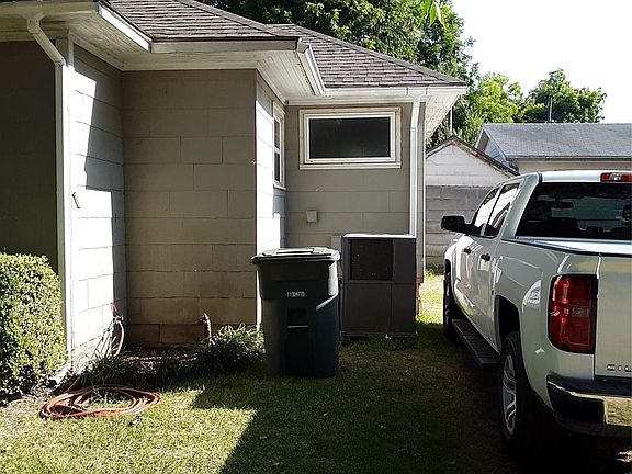 4th image of 1007 W Tishomingo St