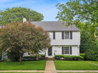 3130 Thayer St, Evanston, IL 60201
