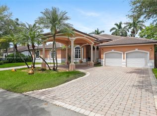 9453 SW 125th Ter, Miami, FL 33176