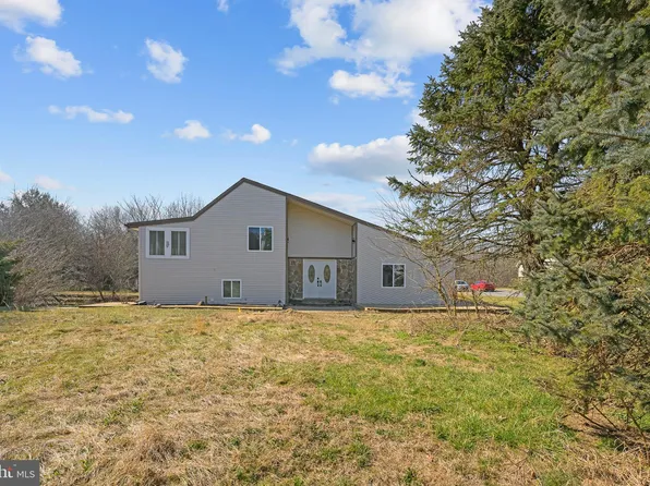 226 Hickory Ridge Rd, Smyrna, DE 19977