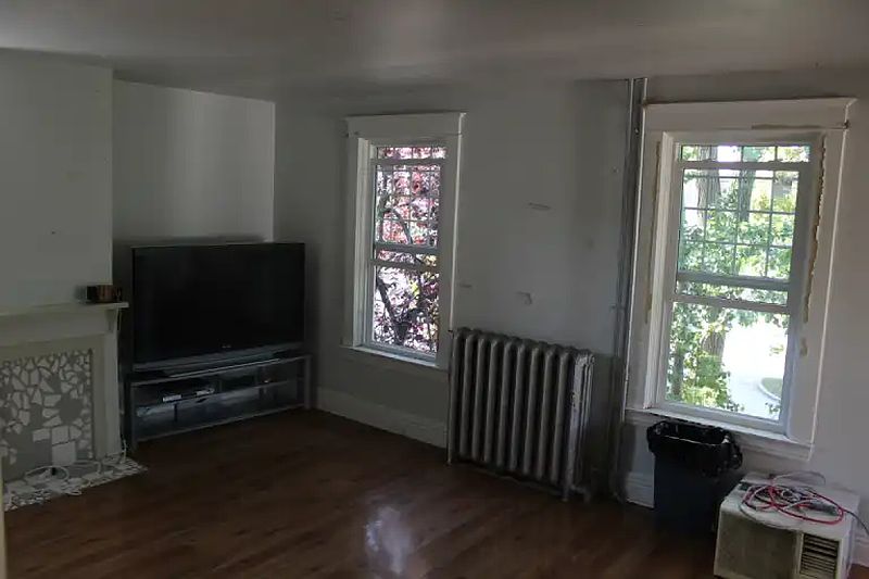 Winnipeg Apartment for rent - 4 Bedrooms — photo 4