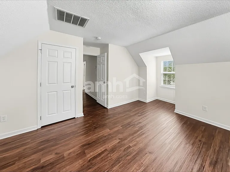 13929 Hatton Cross Dr — Photo 11
