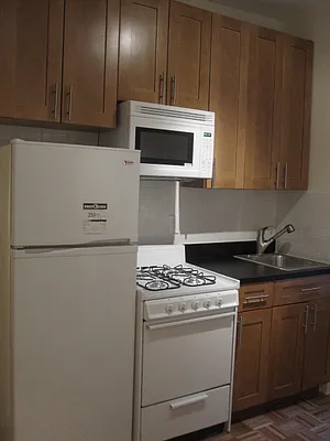 Rented by City & Suburban | media 22